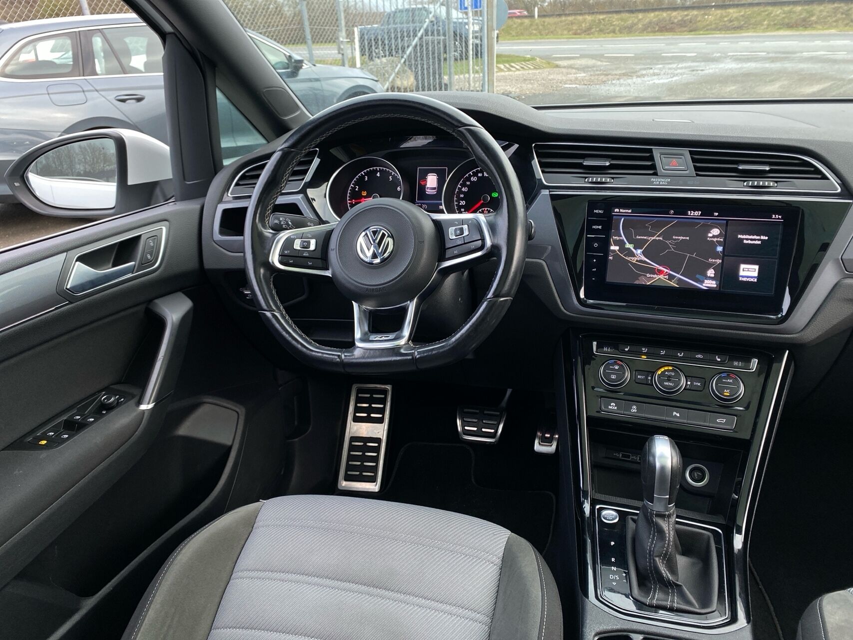 Billede af VW Touran 1,8 TSI BMT R-Line DSG 180HK 7g Aut.