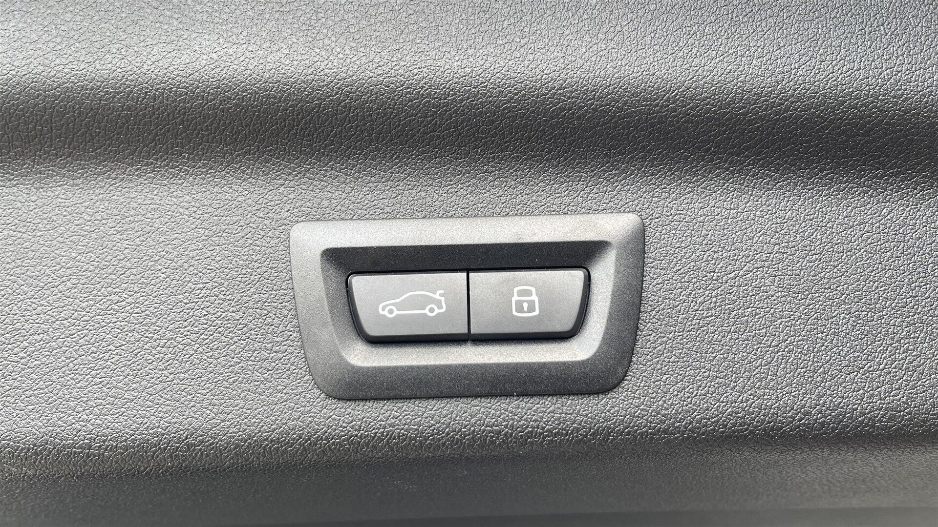 Billede af BMW iX1 xDrive30 Fully Charged M Sport 313HK 5d Aut. 