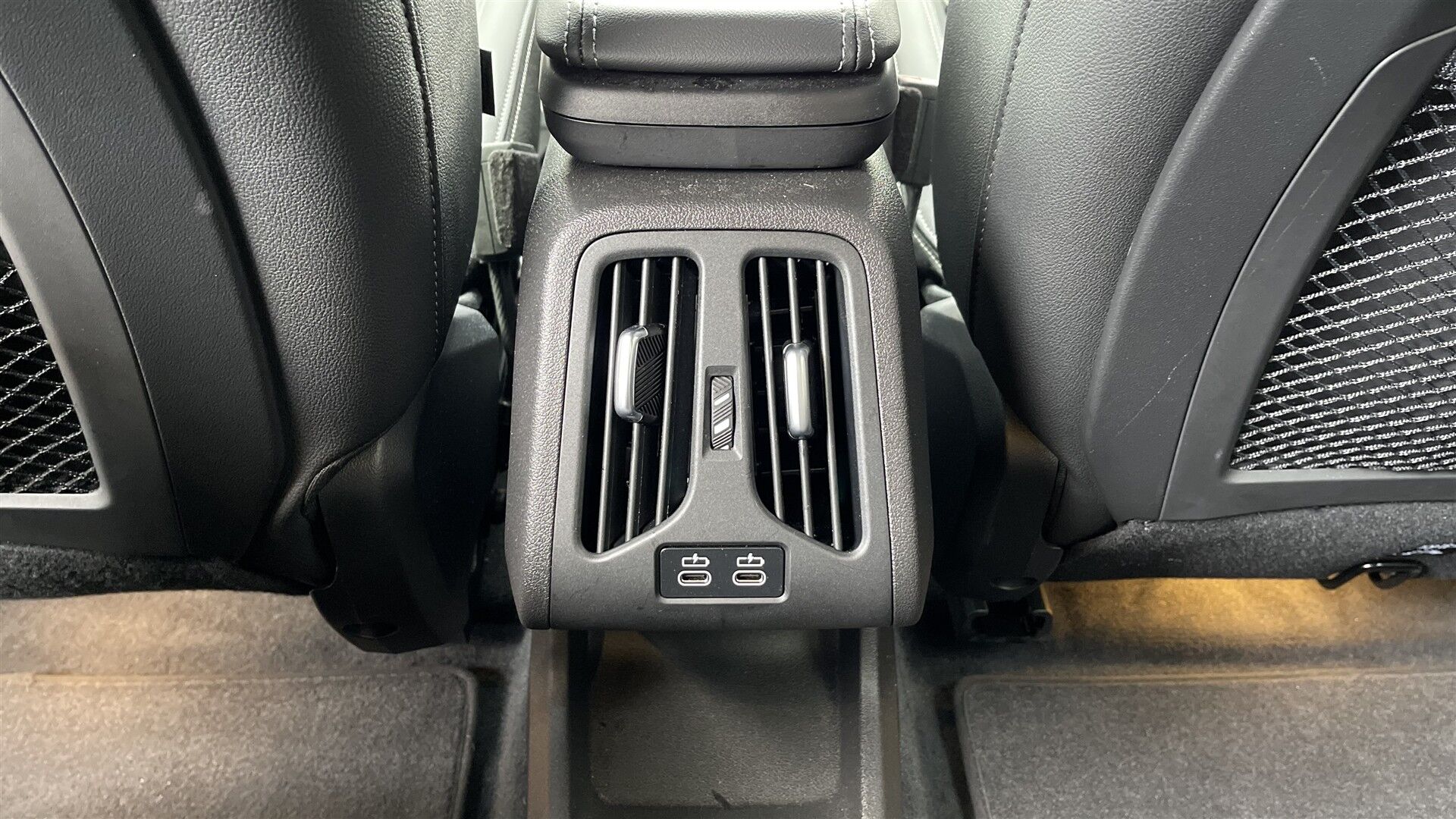 Billede af BMW iX1 xDrive30 Fully Charged M Sport 313HK 5d Aut. 