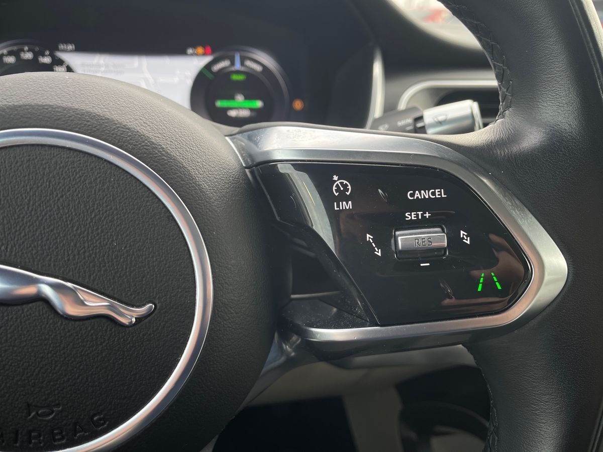 Billede af Jaguar I-PACE 90 kWh EL S AWD 320HK 5d 8g Aut.