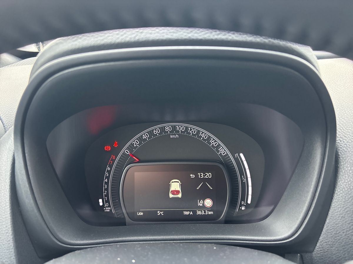 Billede af Toyota Aygo X 1,0 VVT-I Active 72HK 5d