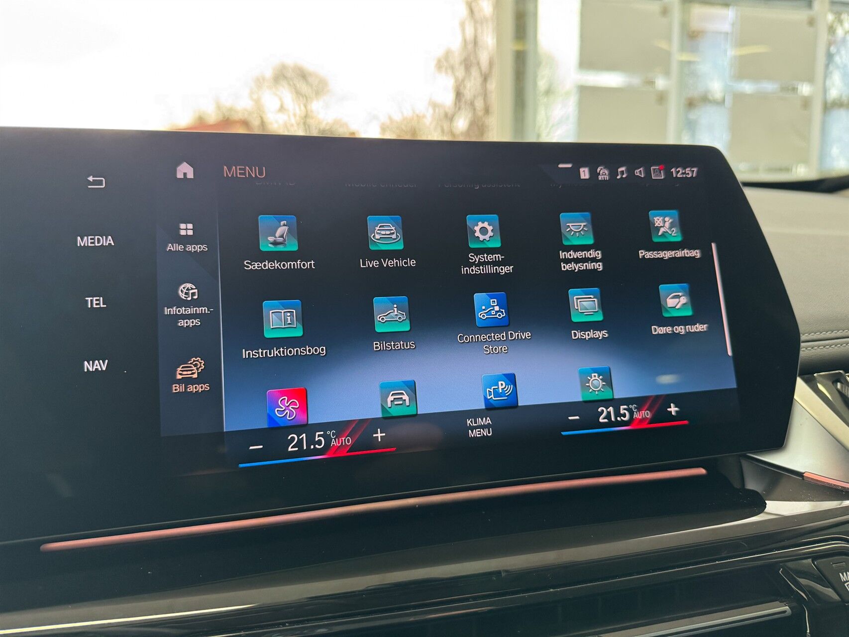 Billede af BMW iX1 xDrive30 EL xLine 4x4 313HK 5d Aut.