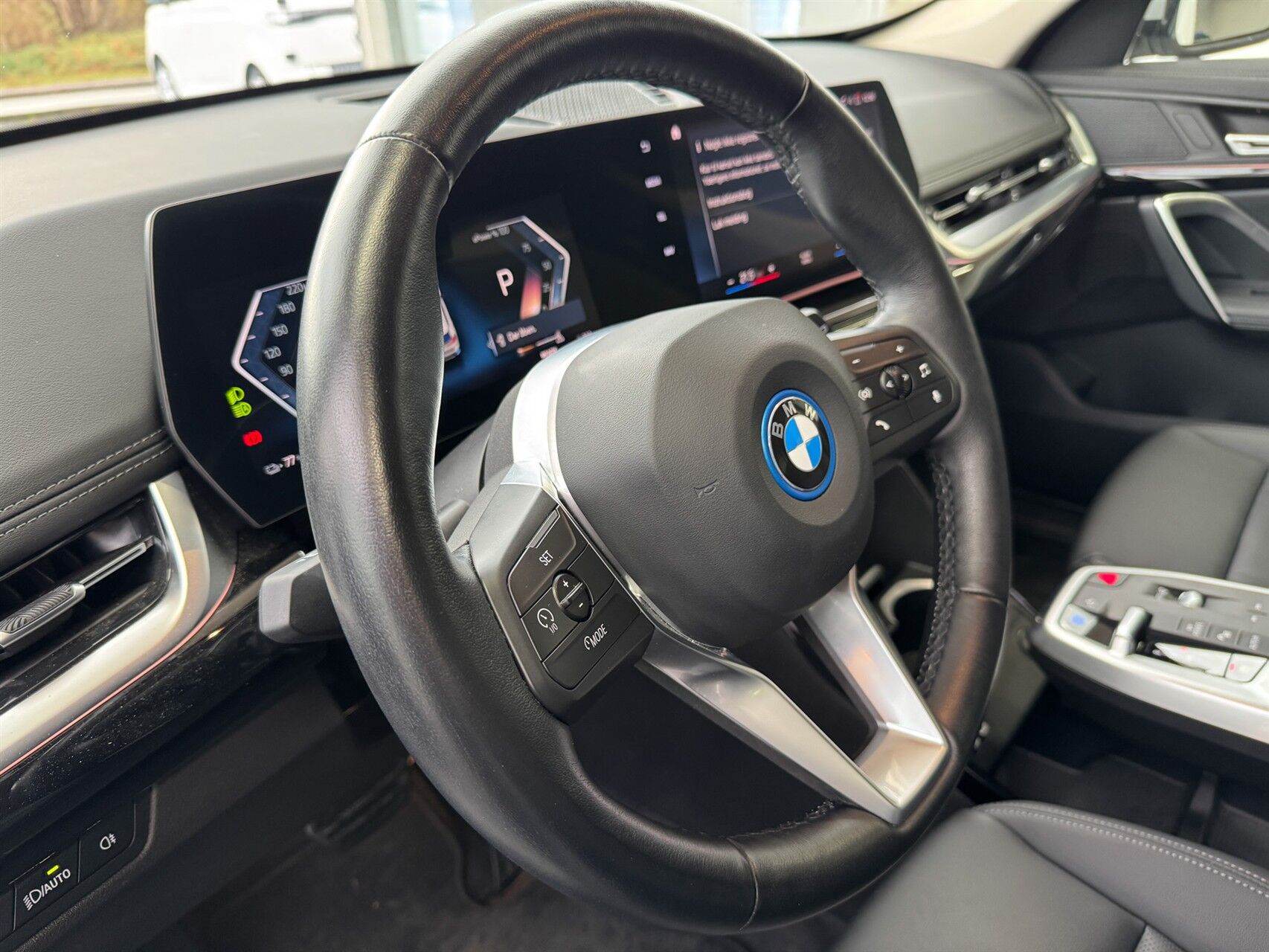 Billede af BMW iX1 xDrive30 EL xLine 4x4 313HK 5d Aut.