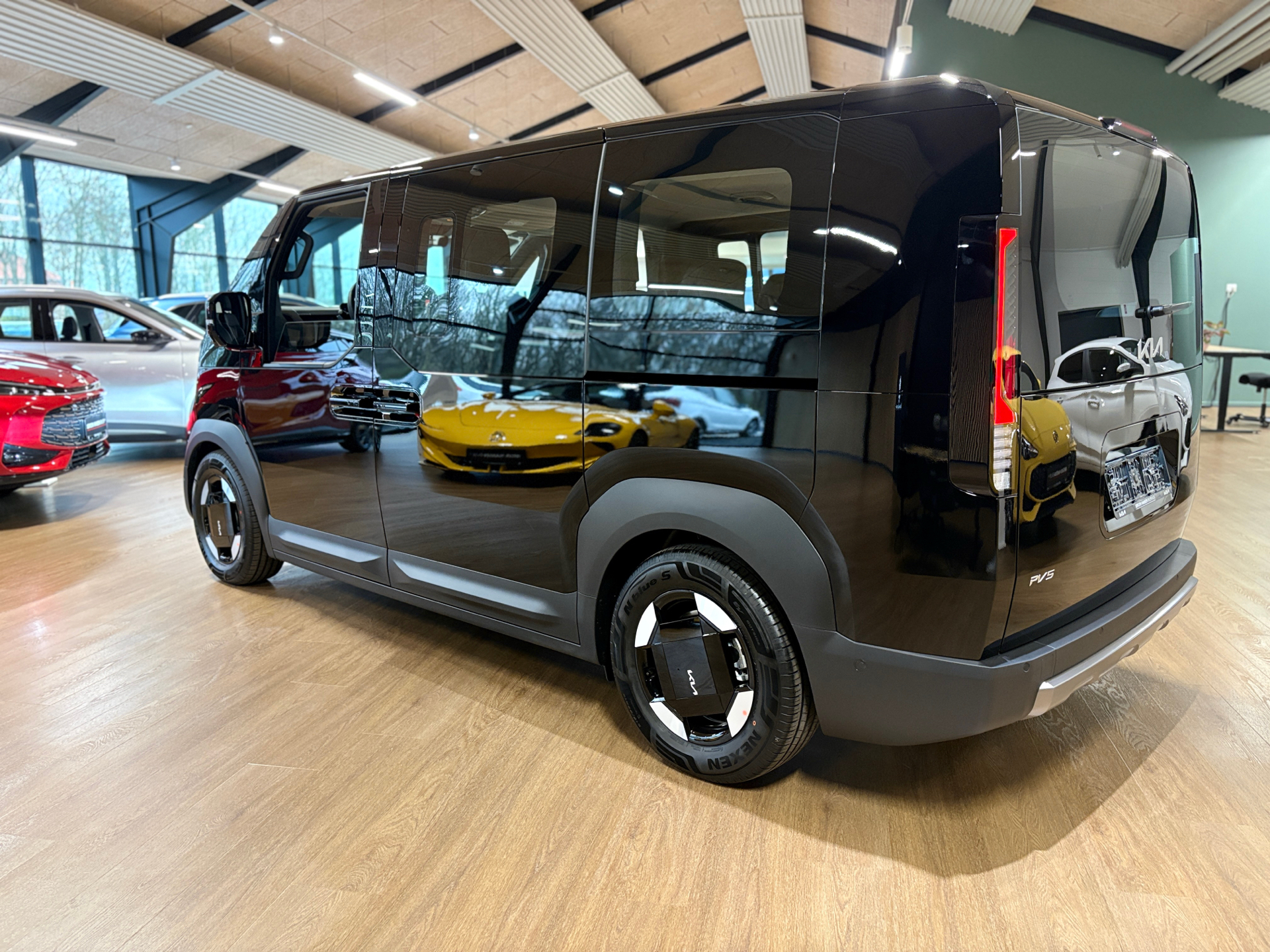 Billede af Kia PV5 EL Passenger Long Range Upgrade 163HK Aut. 