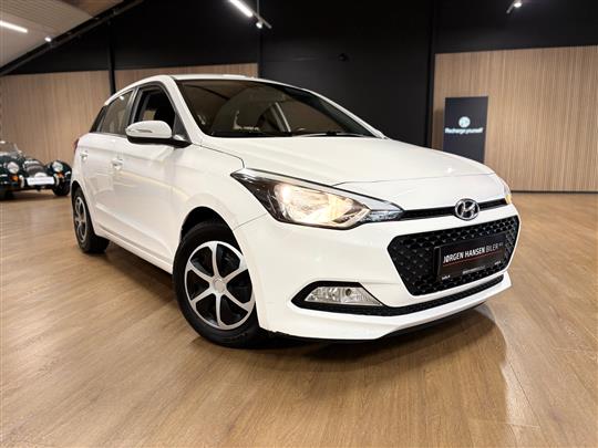 Hyundai i20 1,25 Passion 84HK 5d