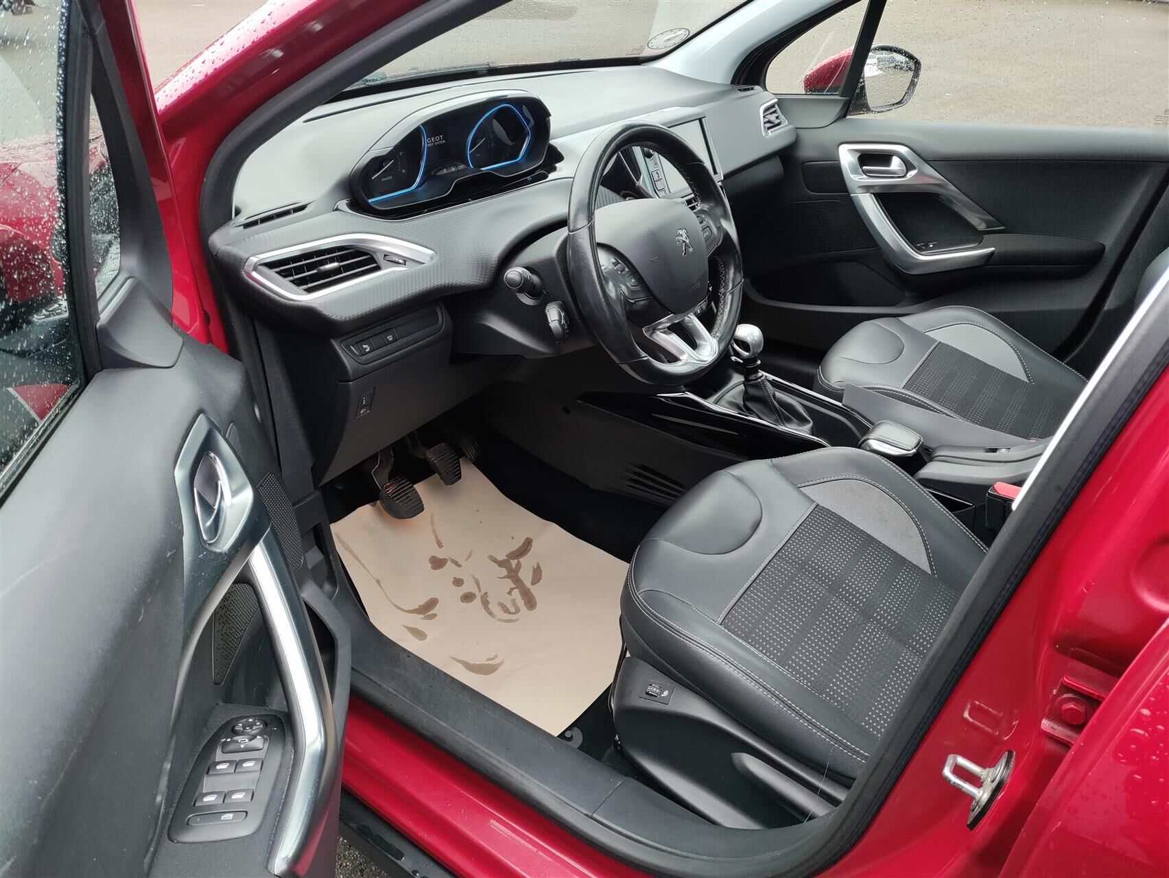 Billede af Peugeot 2008 1,5 BlueHDi Allure+ 100HK 5d