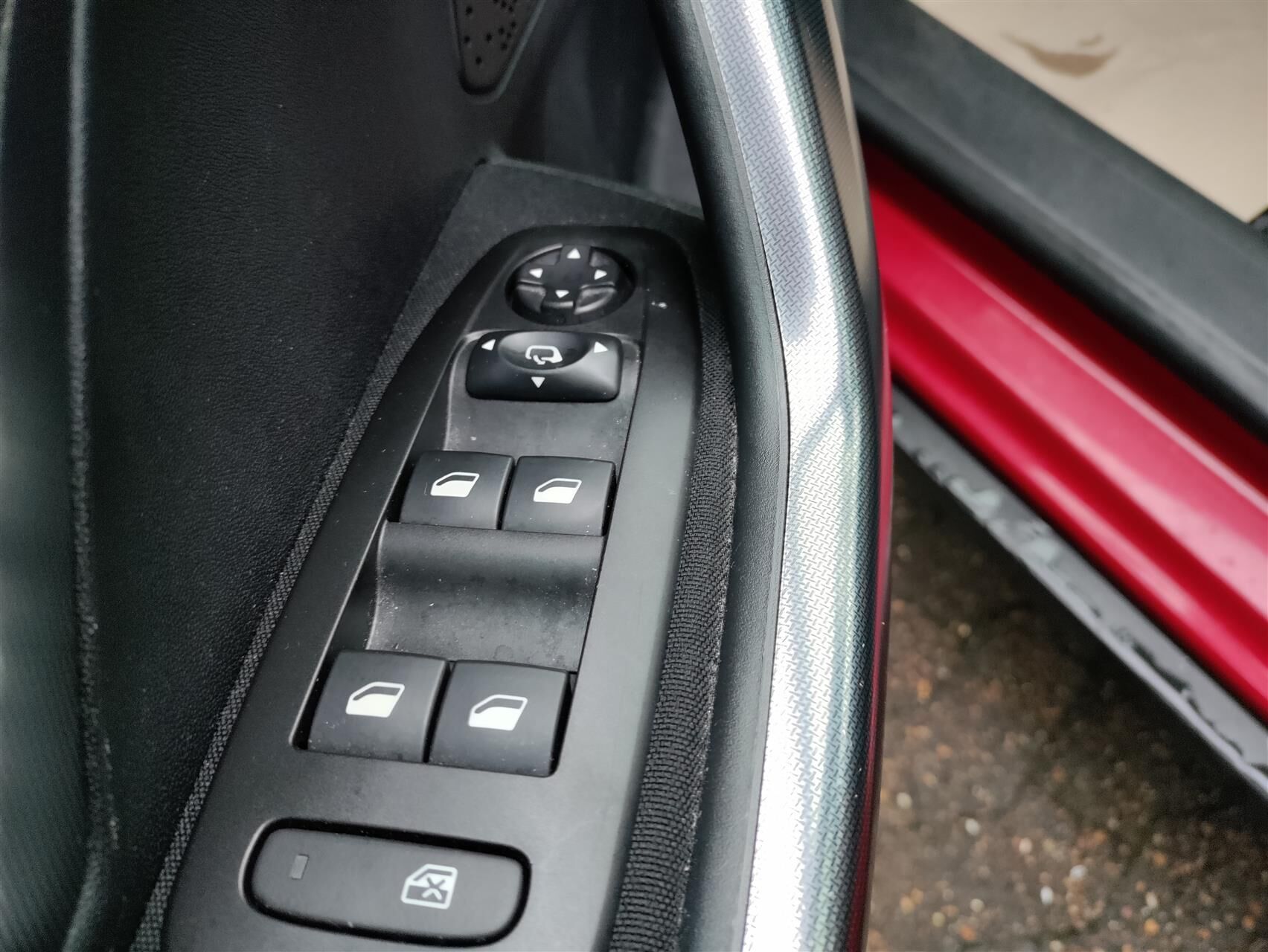 Billede af Peugeot 2008 1,5 BlueHDi Allure+ 100HK 5d