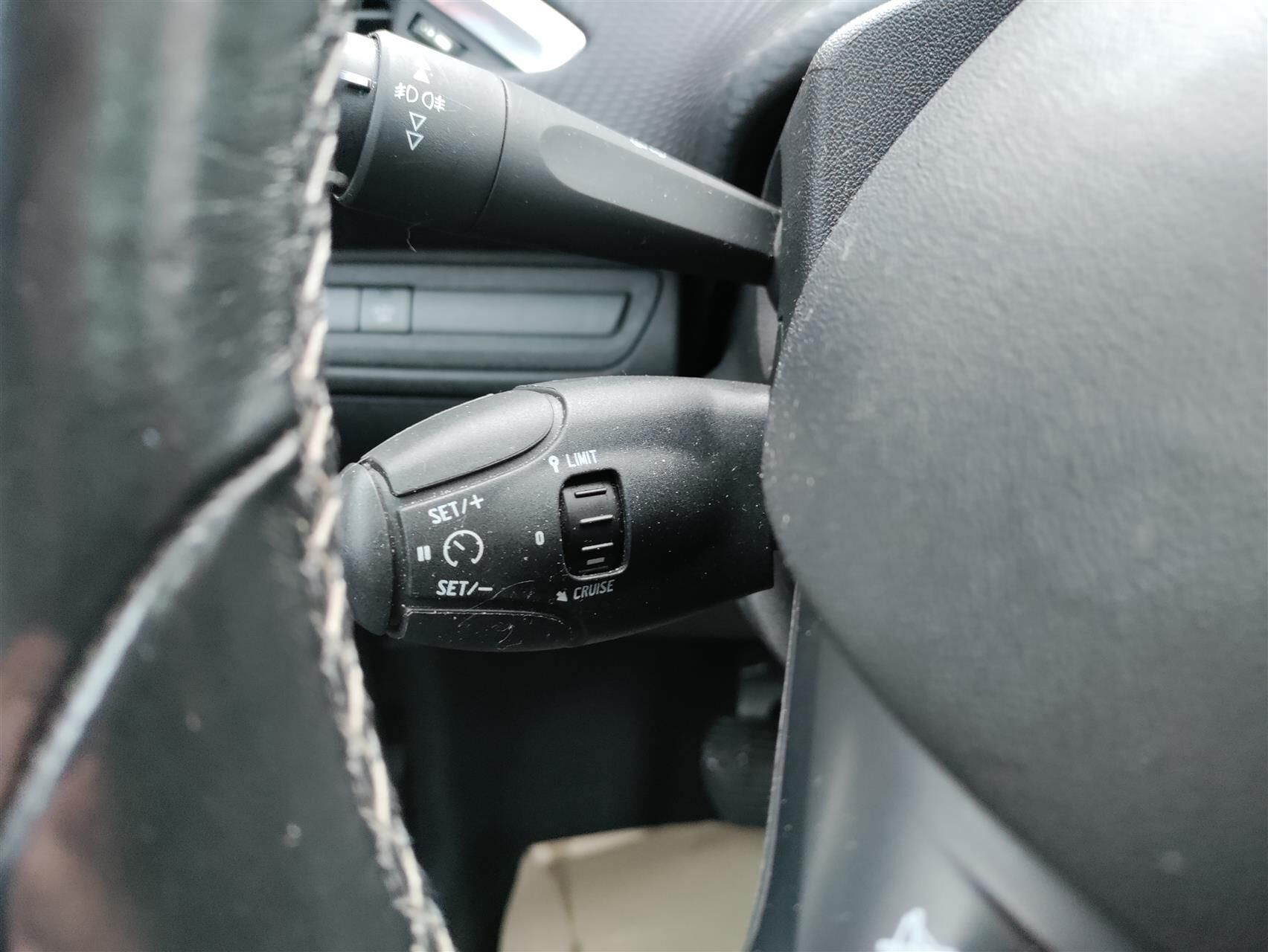 Billede af Peugeot 2008 1,5 BlueHDi Allure+ 100HK 5d