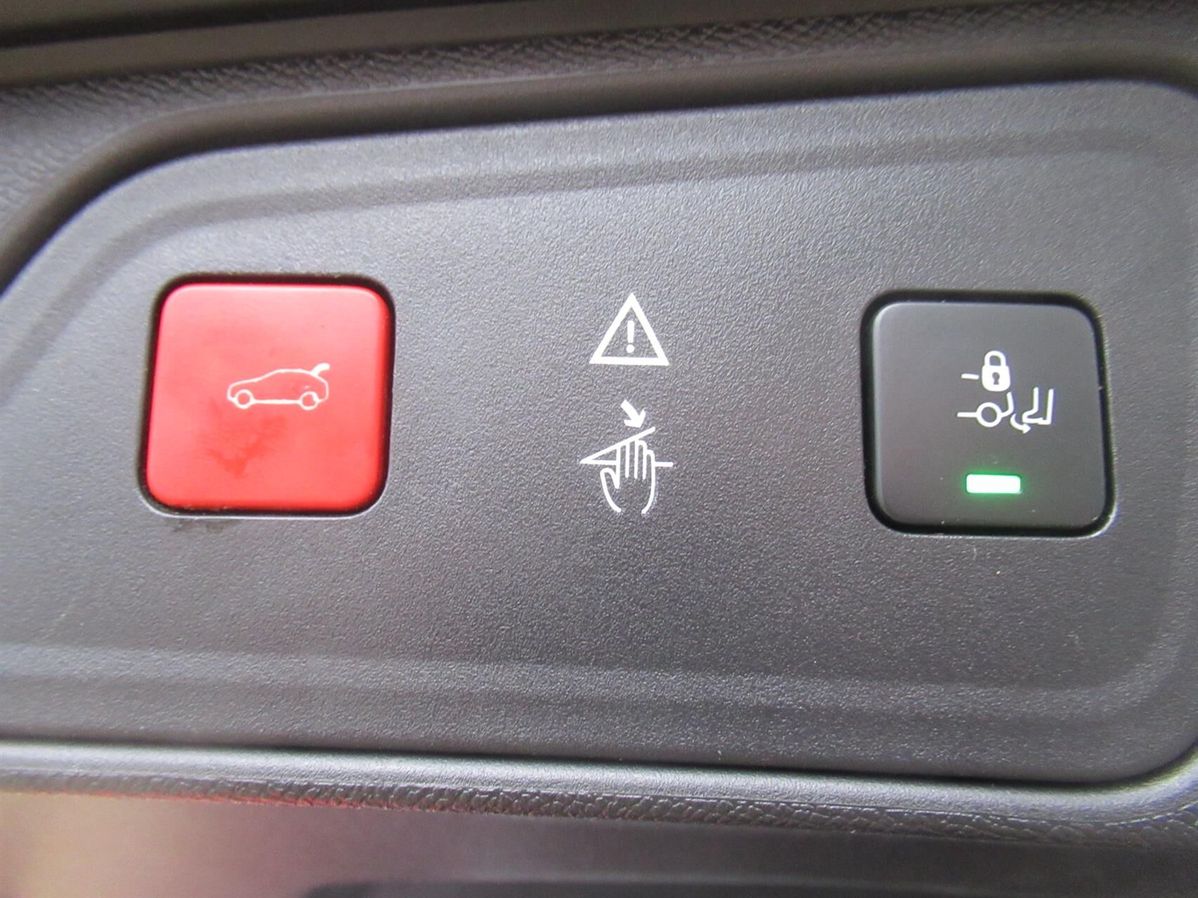 Billede af Peugeot 3008 1,2 PureTech Allure LTD 130HK 5d 6g