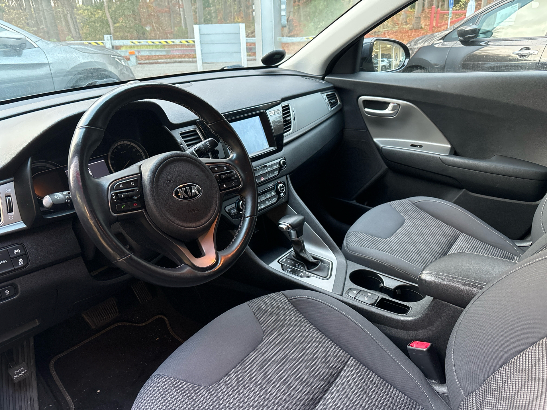 Billede af Kia Niro 1,6 GDI PHEV  Plugin-hybrid Comfort DCT 141HK 5d 6g Aut.