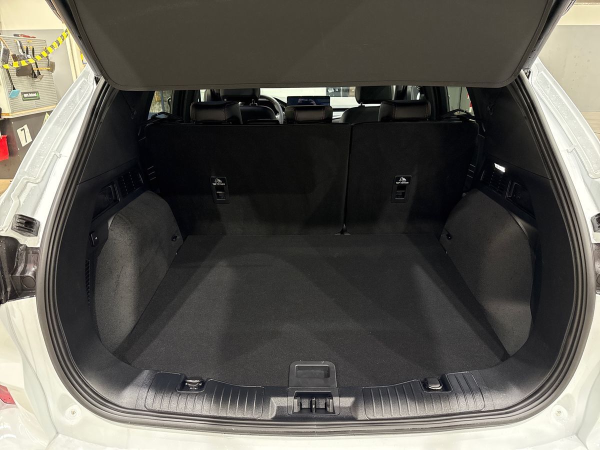 Billede af Ford Kuga 2,5 Plugin-hybrid ST-Line X CVT 243HK 5d Aut.