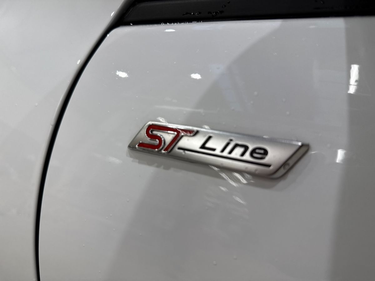 Billede af Ford Kuga 2,5 Plugin-hybrid ST-Line X CVT 243HK 5d Aut.