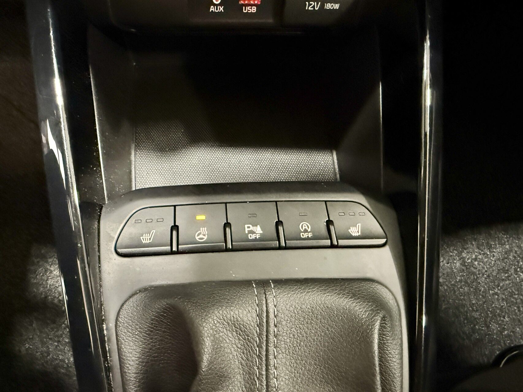 Billede af Kia Stonic 1,0 T-GDI Attraction 120HK 5d 6g