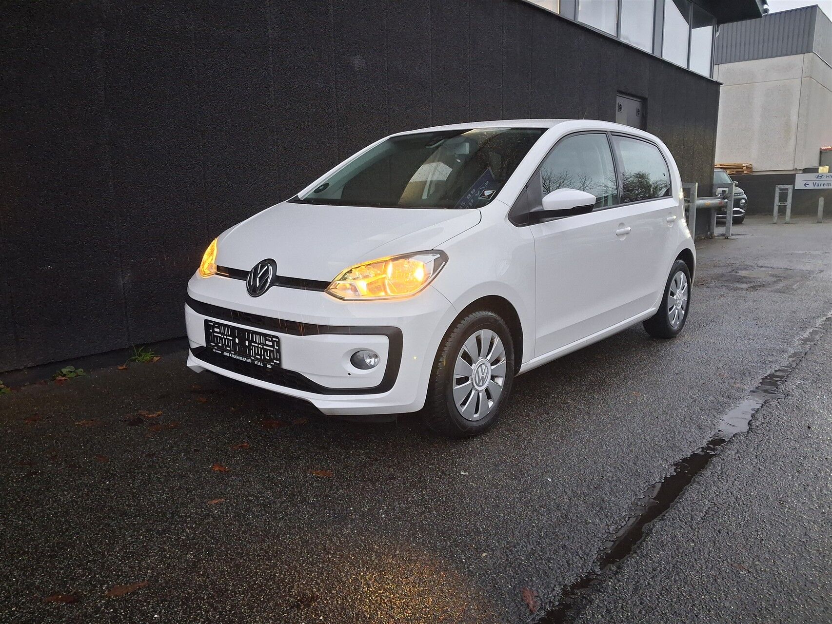 Billede af VW up 1,0 MPI BMT Move 60HK 5d