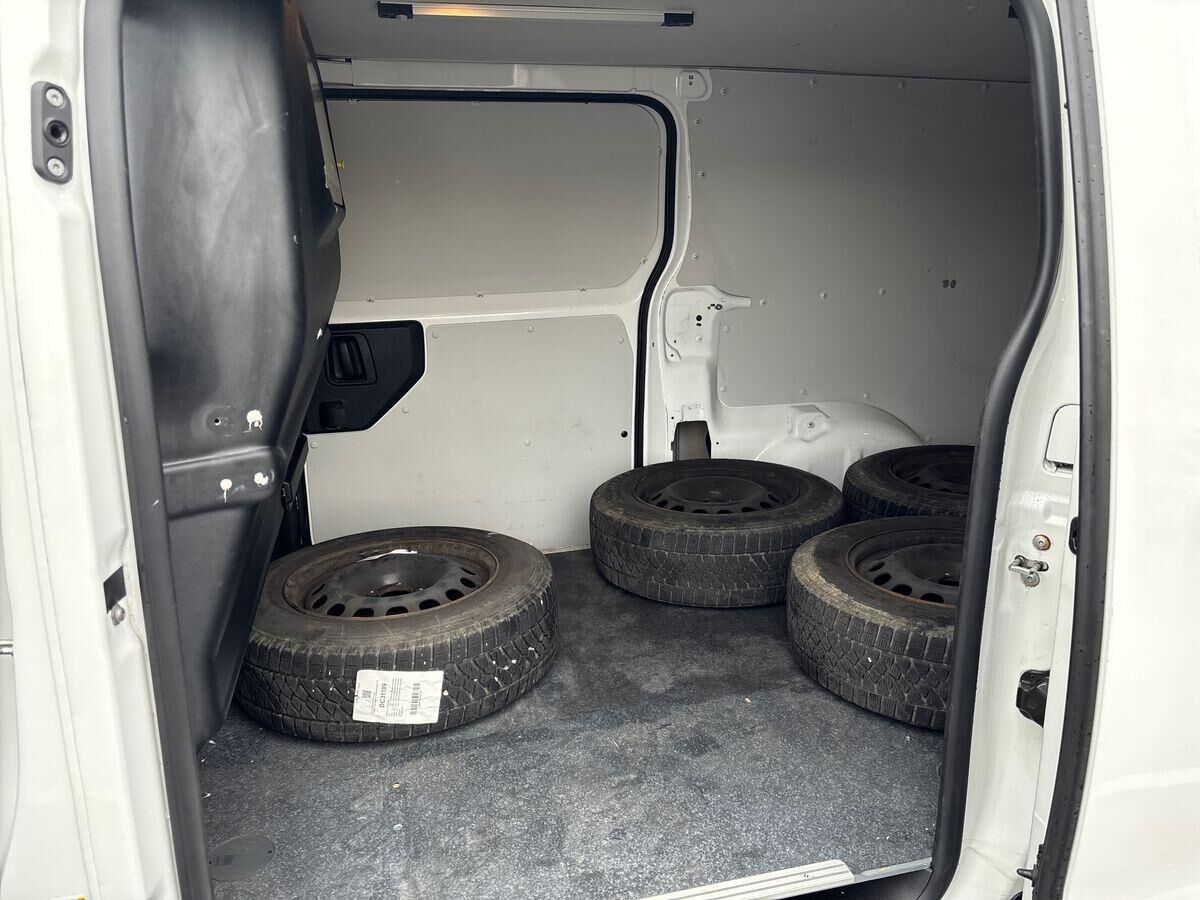 Billede af Toyota Proace Long 2,0 D Comfort Master m/ dobbelt skydedør SmartCargo 122HK Van 8g Aut.