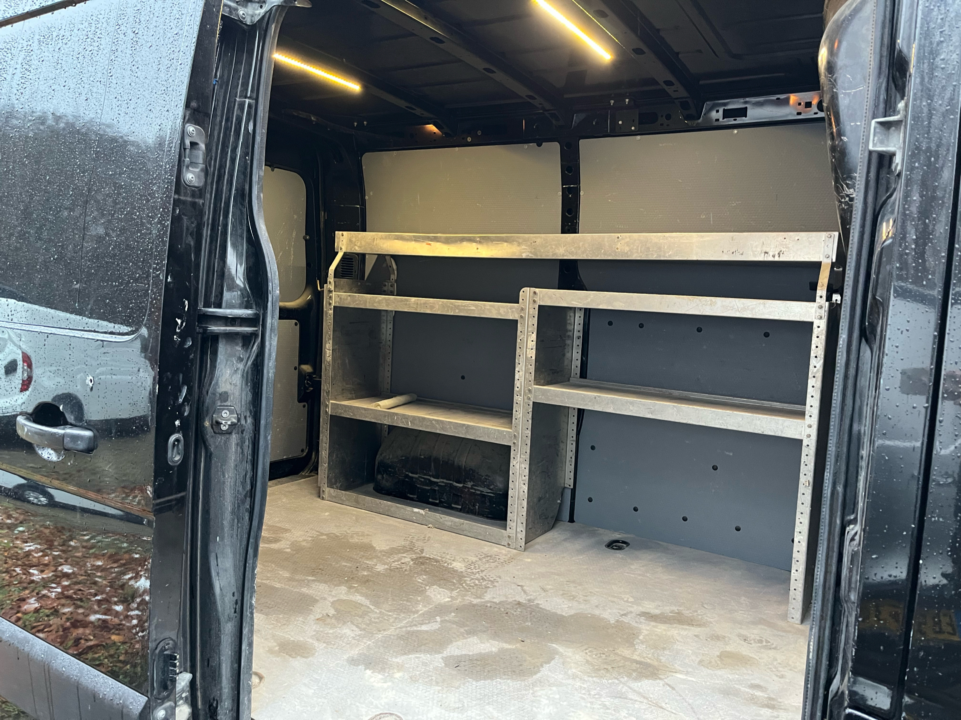 Billede af Nissan NV 400 L1H1 2,3 DCi DPF Access Airco 110HK Van 6g