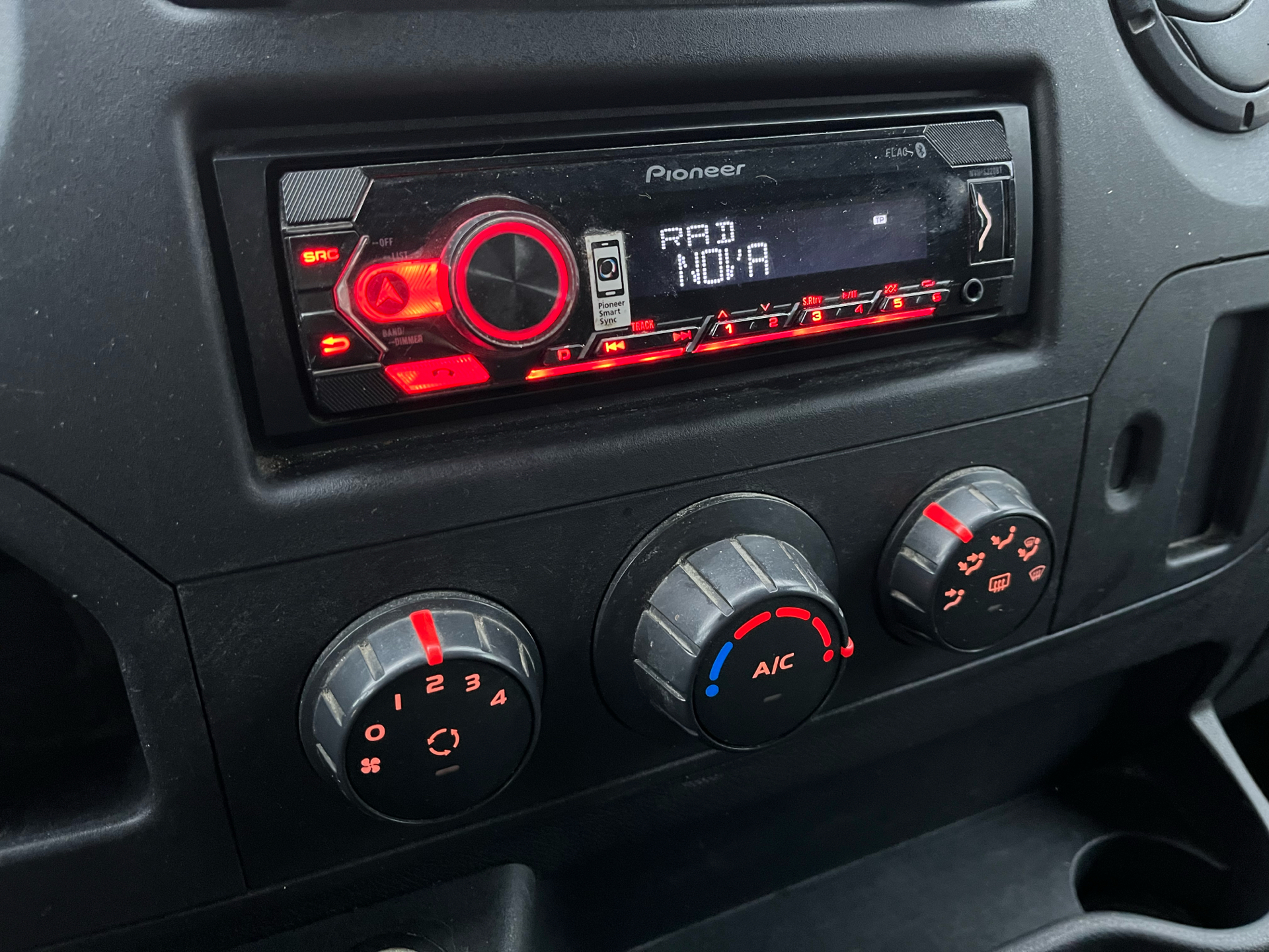 Billede af Nissan NV 400 L1H1 2,3 DCi DPF Access Airco 110HK Van 6g