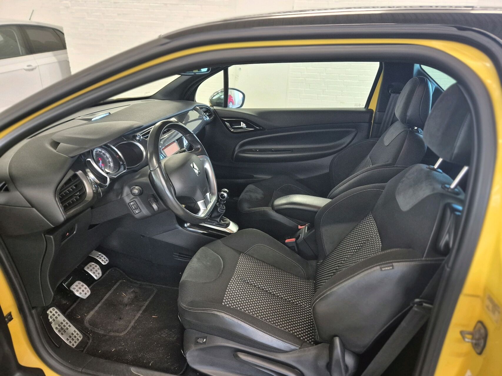 Billede af Citroën DS3 HDI 110 110HK 3d