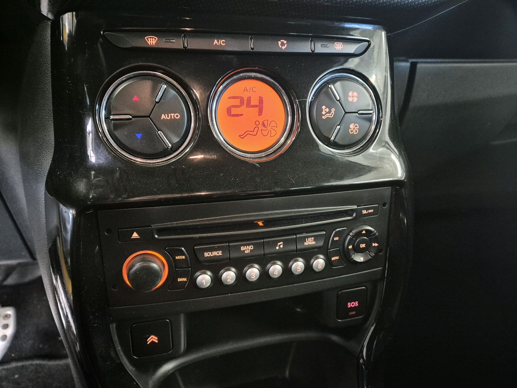 Billede af Citroën DS3 HDI 110 110HK 3d