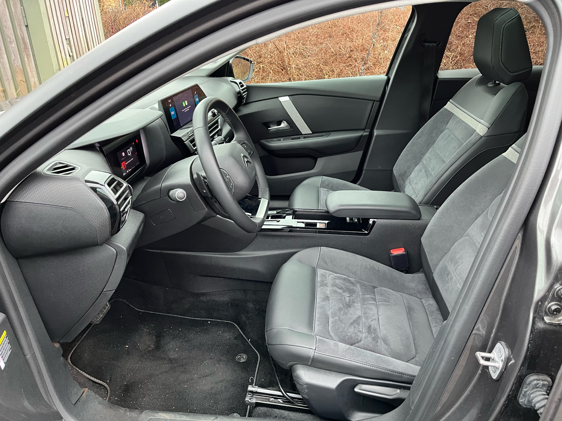 Billede af Citroën C4 1,2 PureTech Chevron Sport+ EAT8 130HK 5d 8g Aut.