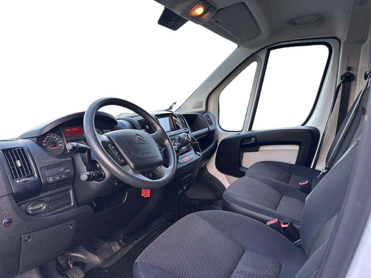 Billede af Citroën Jumper 33 L3H2 2,0 Blue HDi Comfort start/stop 160HK Van