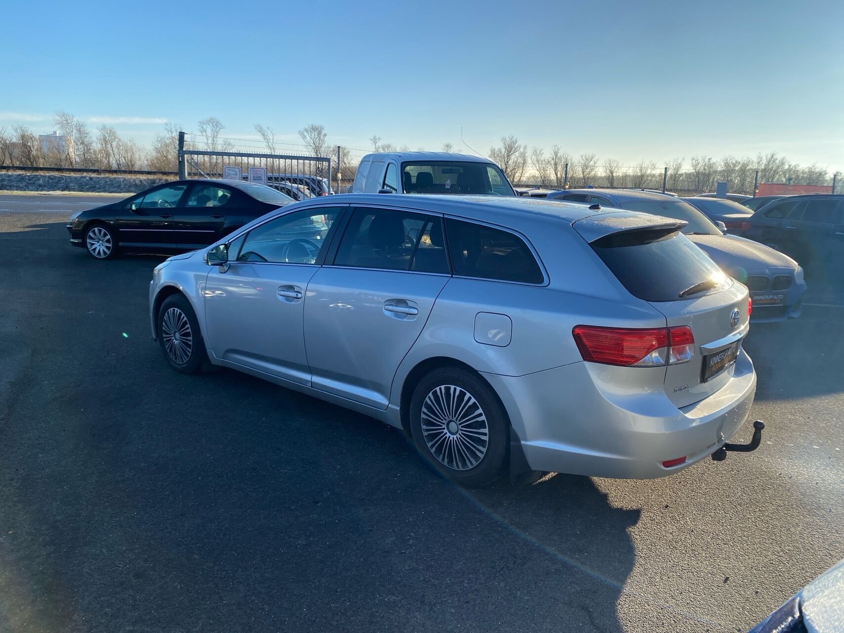 Billede af Toyota Avensis 2,0 D-4D DPF T2 Premium 124HK Stc 6g