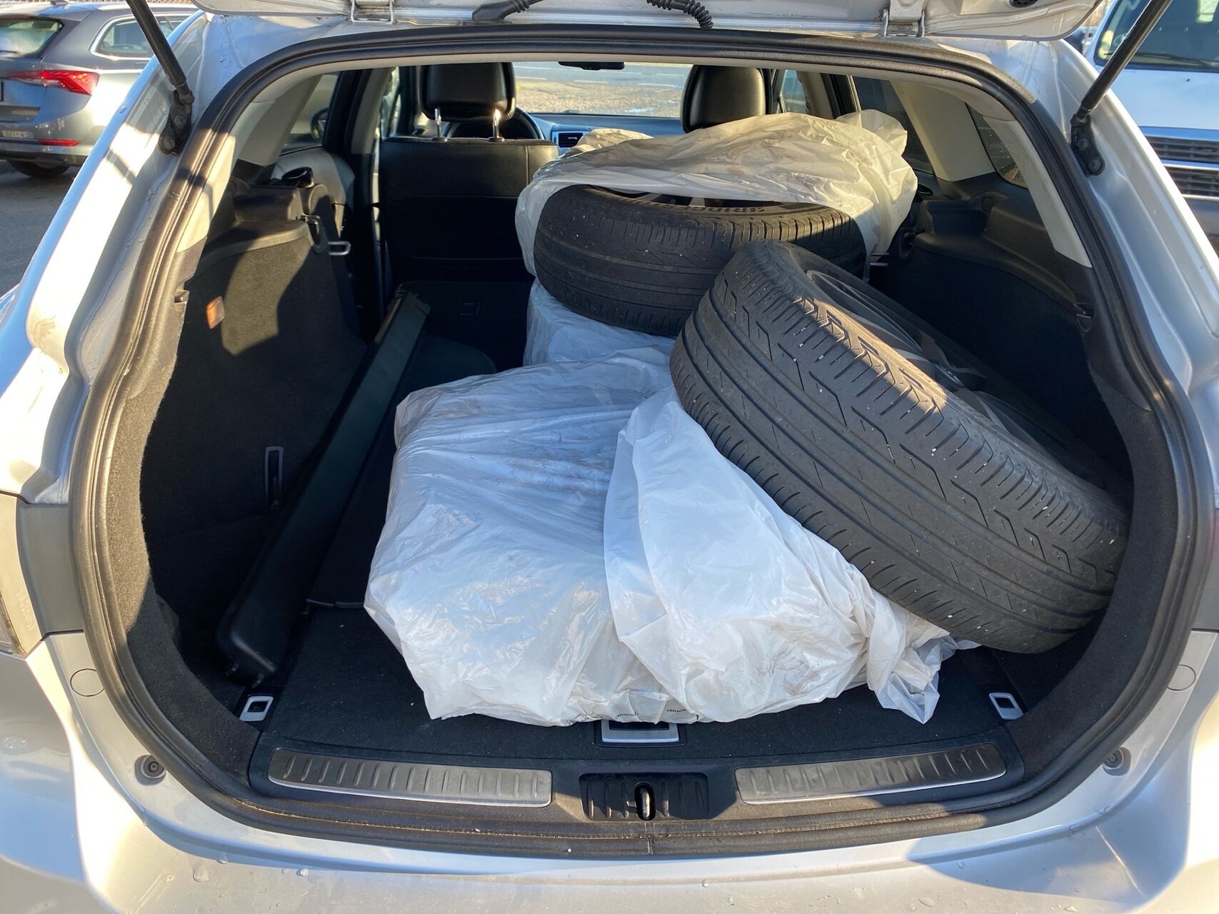 Billede af Toyota Avensis 2,0 D-4D DPF T2 Premium 124HK Stc 6g