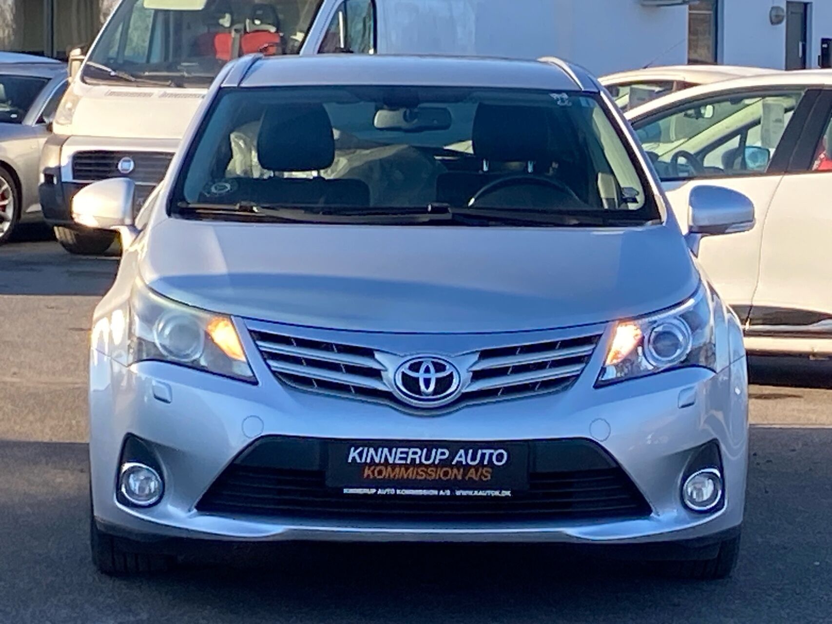 Billede af Toyota Avensis 2,0 D-4D DPF T2 Premium 124HK Stc 6g