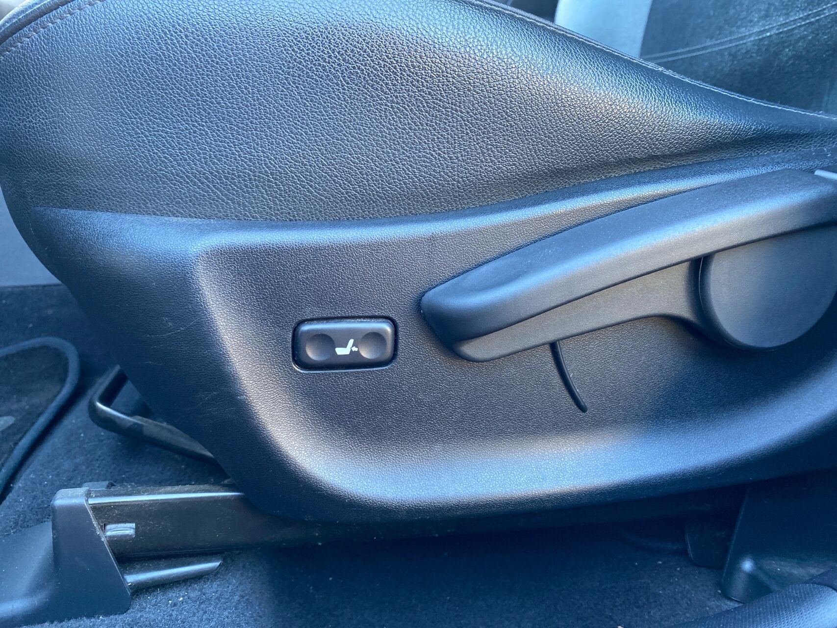 Billede af Toyota Avensis 2,0 D-4D DPF T2 Premium 124HK Stc 6g