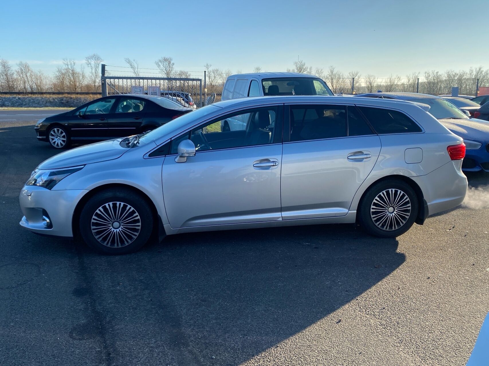 Billede af Toyota Avensis 2,0 D-4D DPF T2 Premium 124HK Stc 6g