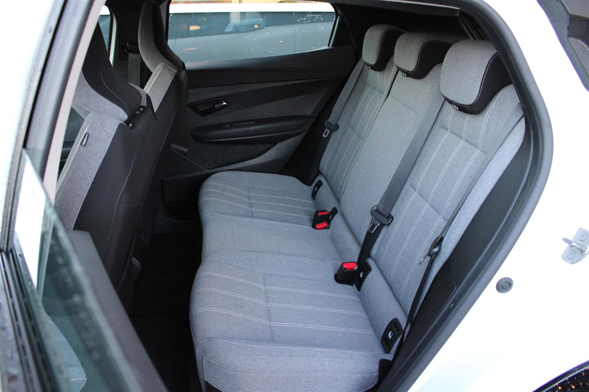 Billede af Renault Mégane E-TECH Equilibre 130HK 5d Aut.