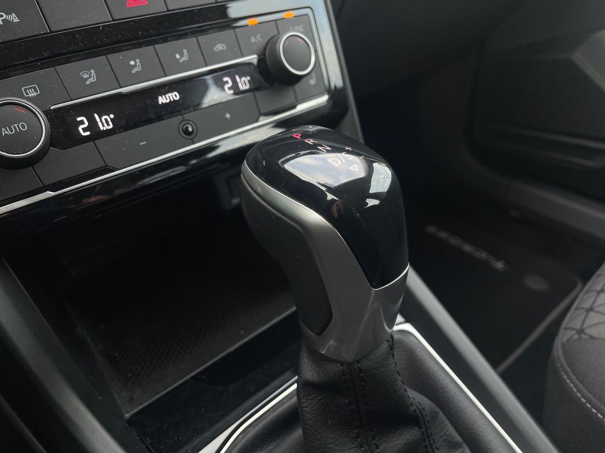 Billede af VW T-Cross 1,0 TSI Life Team DSG 110HK 5d 7g Aut.