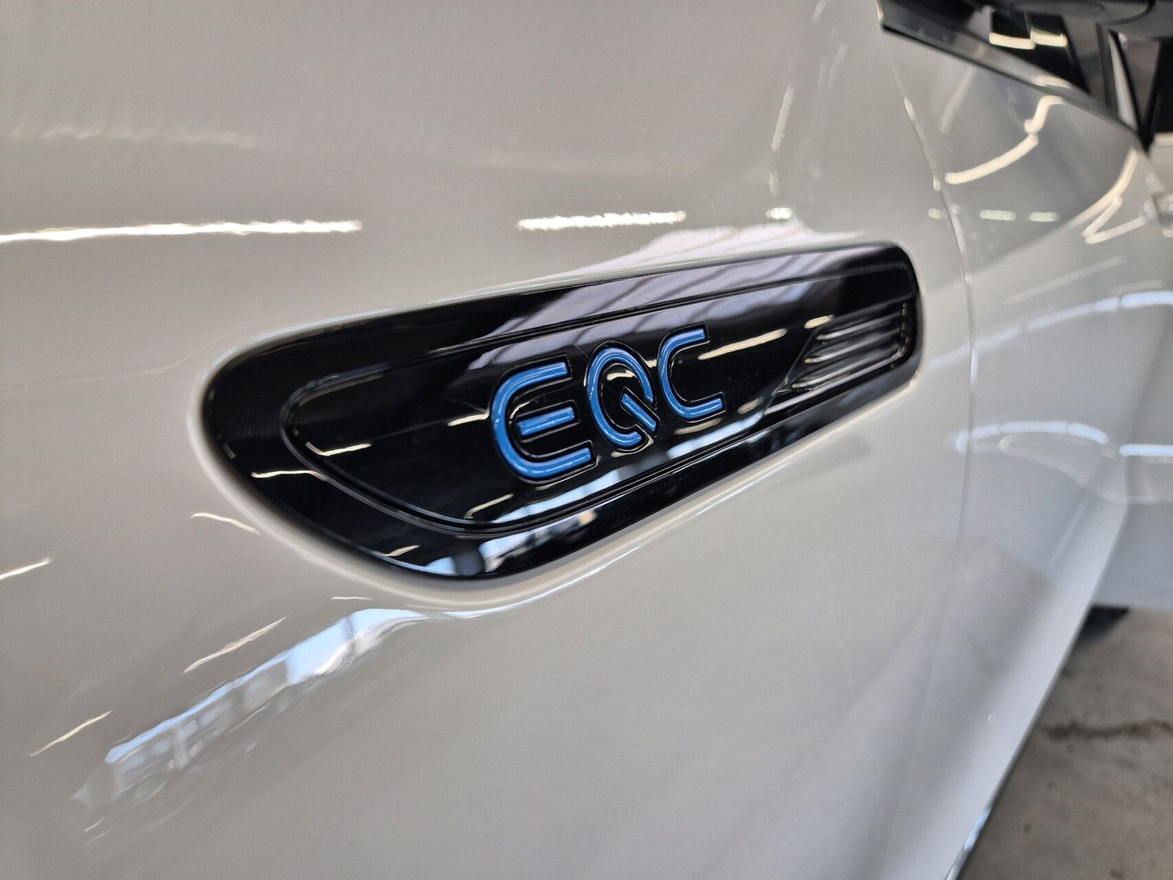 Billede af Mercedes-Benz EQC 400 EL 4Matic 408HK 5d Aut.