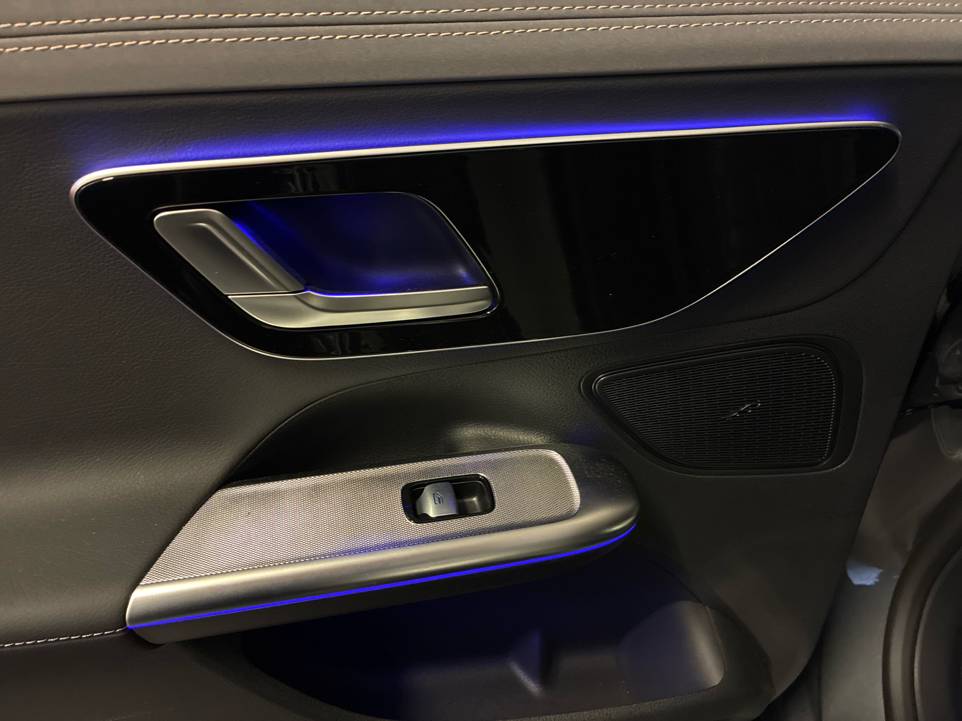 Billede af Mercedes-Benz EQE 300 EL AMG Line 245HK Aut.