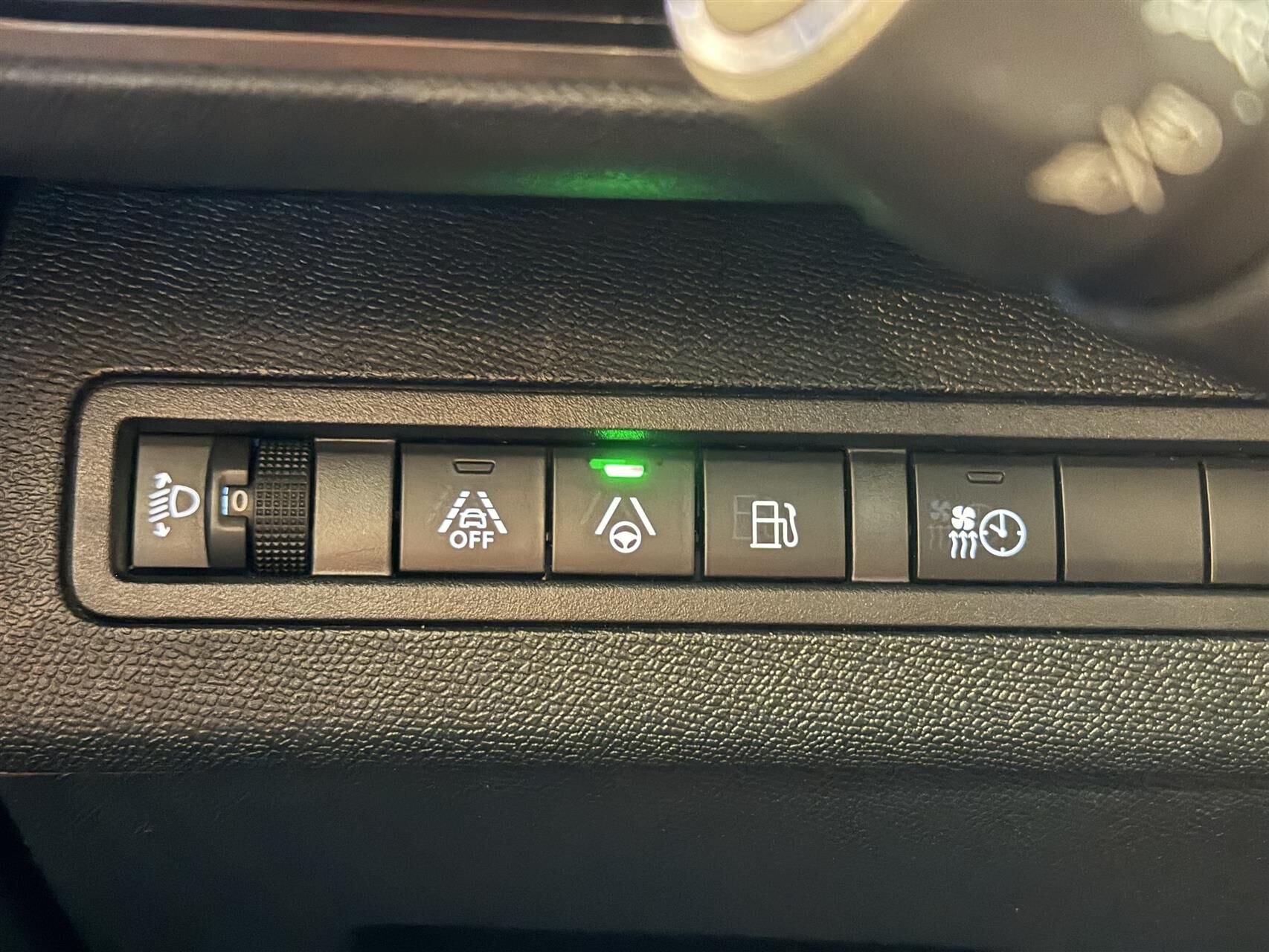 Billede af Peugeot 3008 1,6 PureTech  Plugin-hybrid Allure Pack EAT8 225HK 5d 8g Aut.