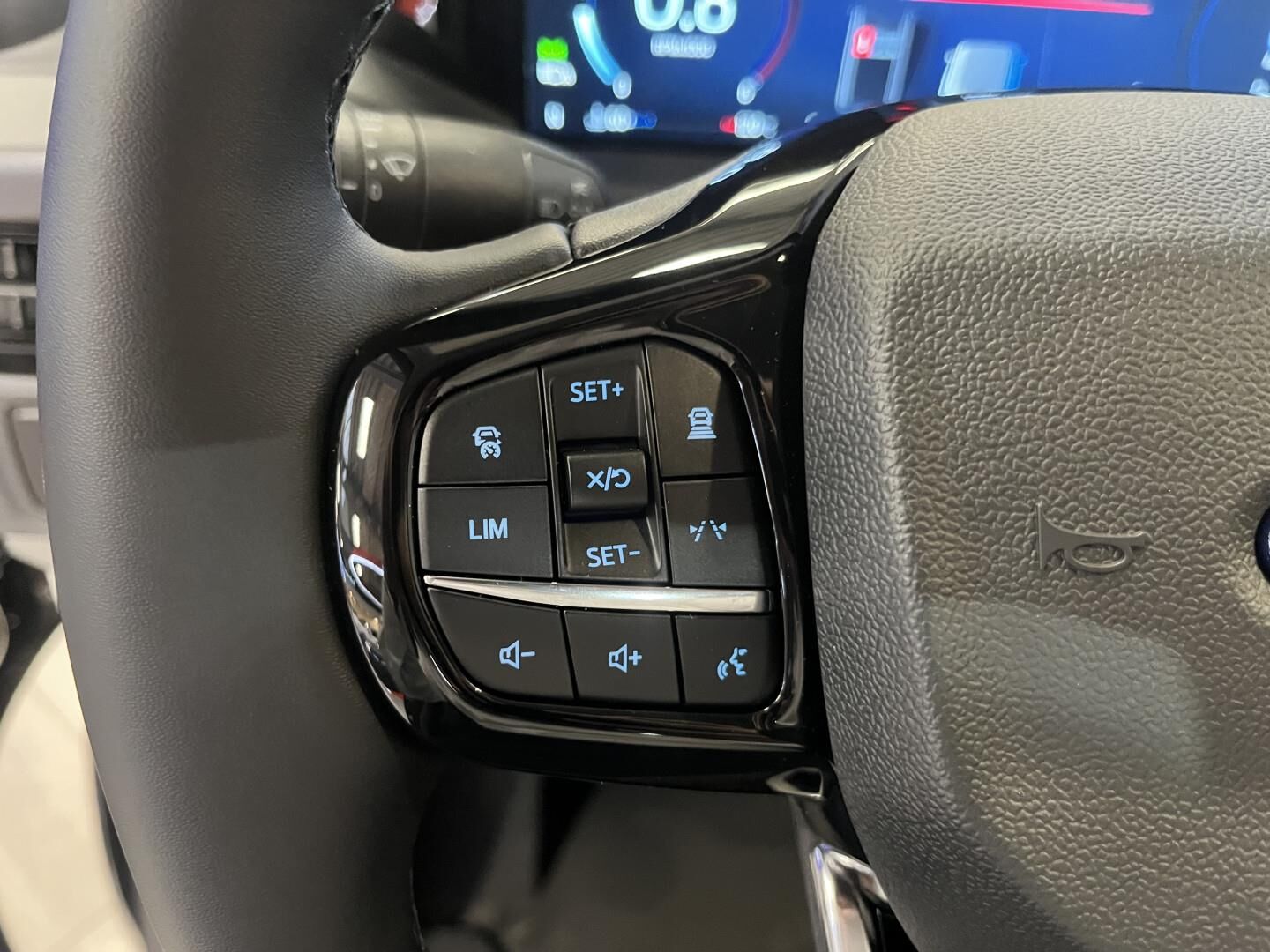 Billede af Ford Transit Custom 320 L2H1 2,0 EcoBlue Sport 170HK Van 8g Aut.