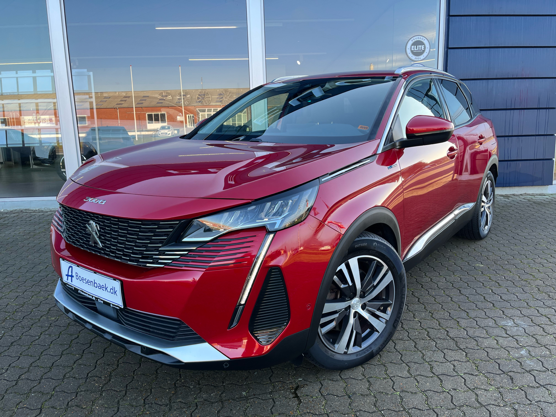 Billede af Peugeot 3008 1,6 PureTech  Plugin-hybrid Allure Pack EAT8 225HK 5d 8g Aut.