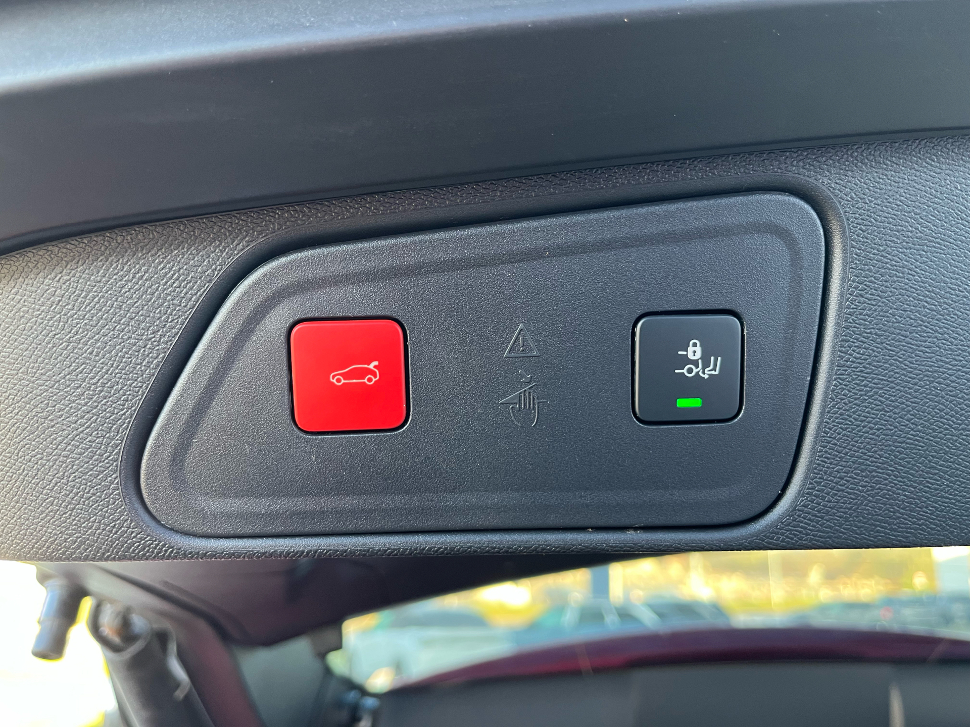 Billede af Peugeot 3008 1,6 PureTech  Plugin-hybrid Allure Pack EAT8 225HK 5d 8g Aut.