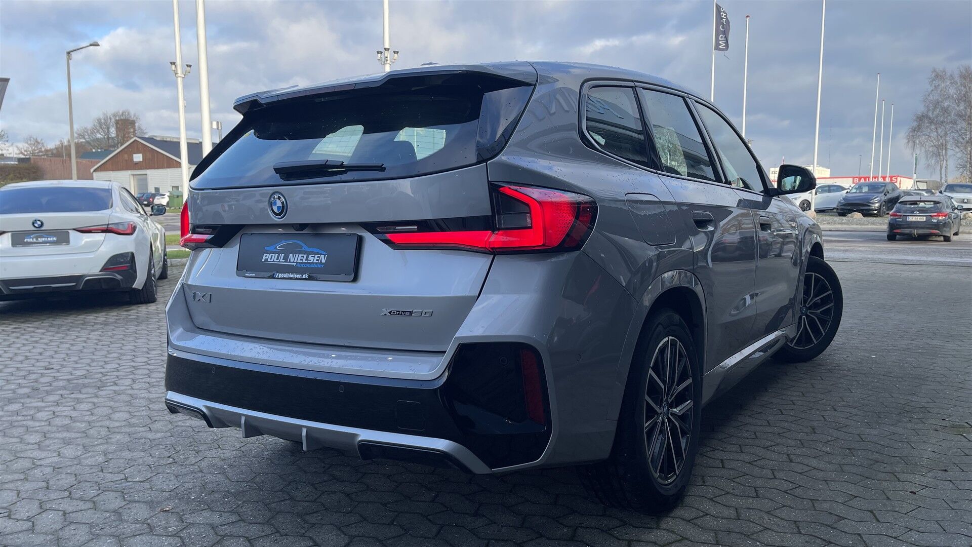 Billede af BMW iX1 xDrive30 Fully Charged 4x4 313HK 5d Aut.