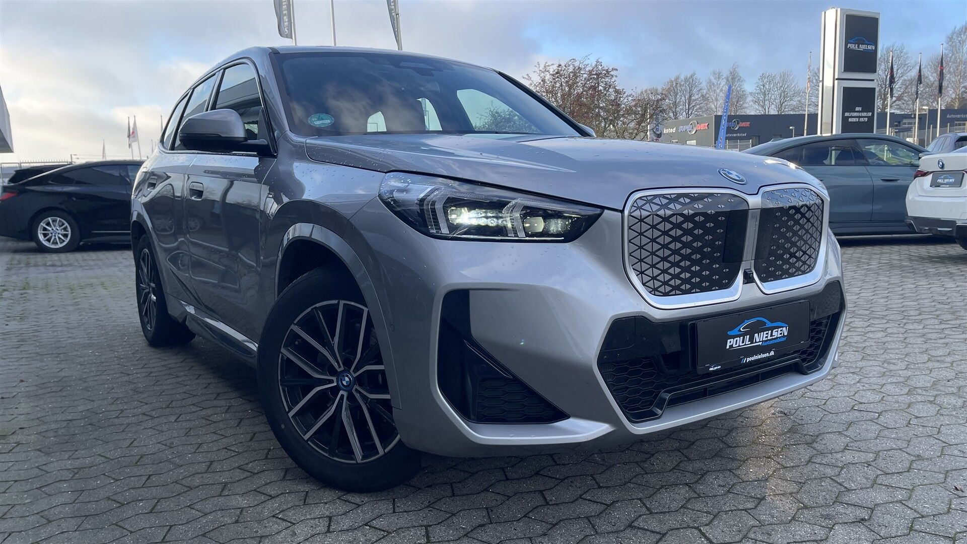 Billede af BMW iX1 xDrive30 Fully Charged 4x4 313HK 5d Aut.