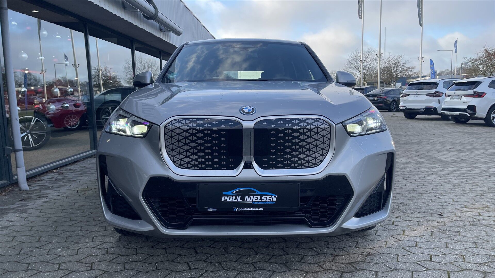 Billede af BMW iX1 xDrive30 Fully Charged 4x4 313HK 5d Aut.