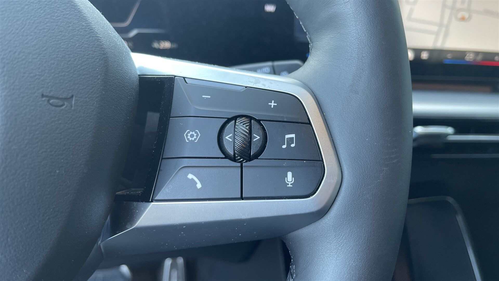 Billede af BMW iX1 xDrive30 Fully Charged 4x4 313HK 5d Aut.