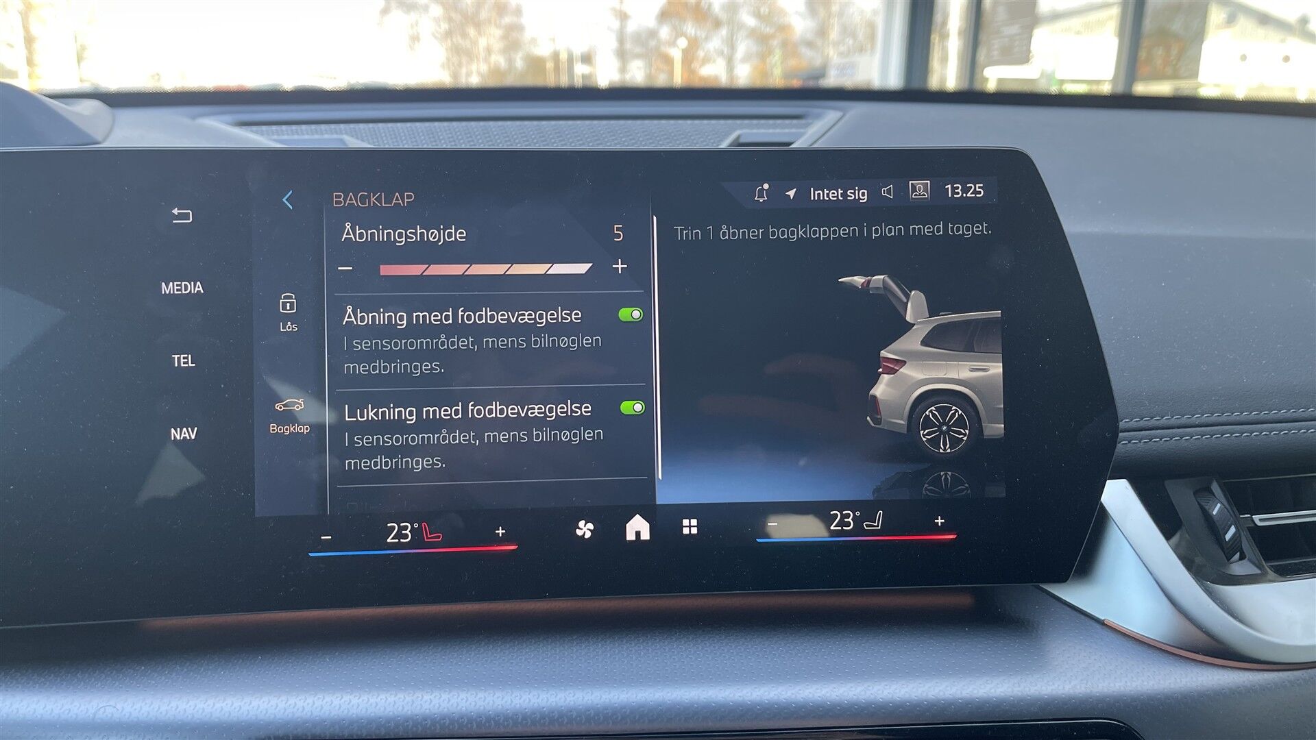 Billede af BMW iX1 xDrive30 Fully Charged 4x4 313HK 5d Aut.