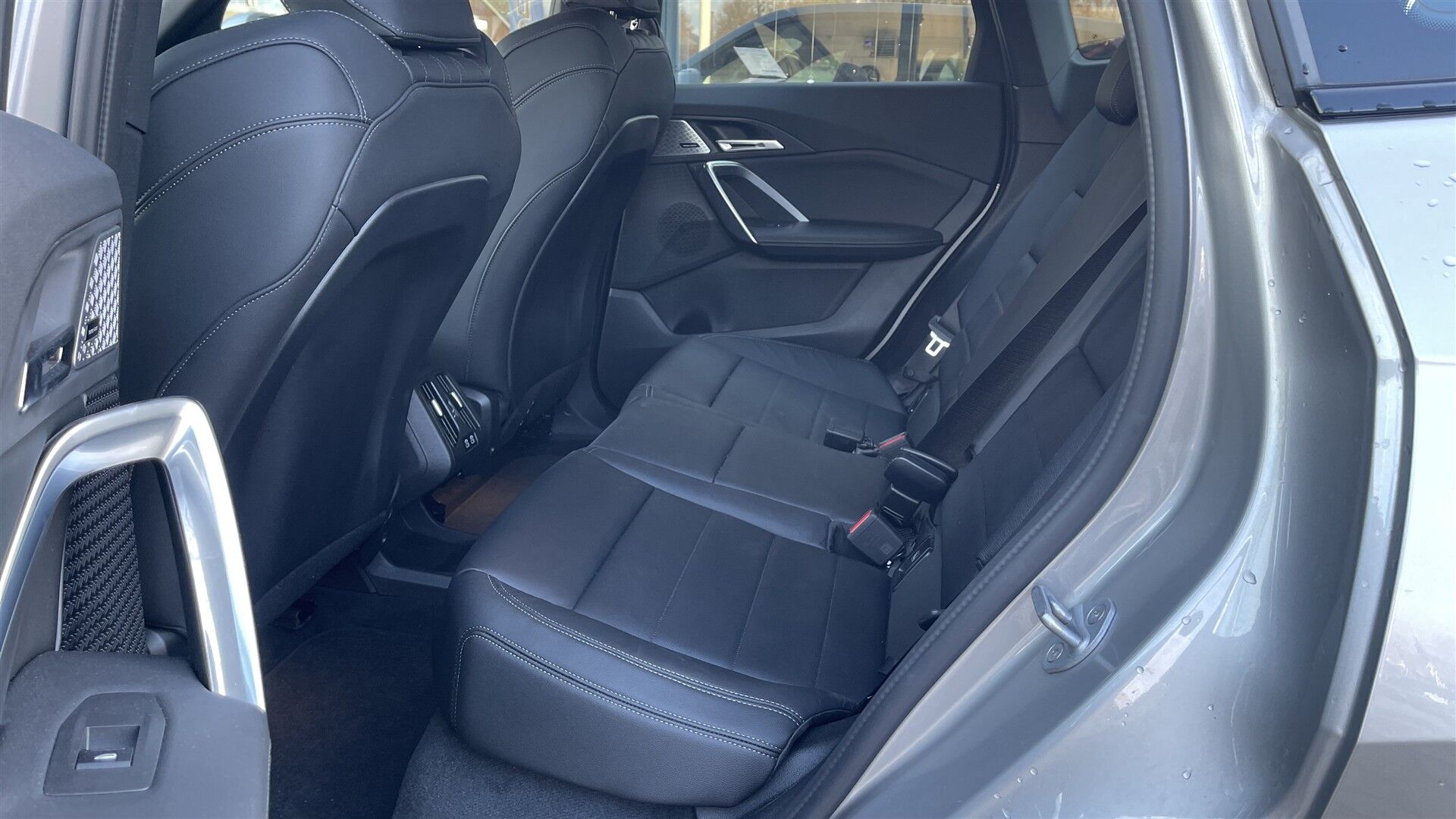 Billede af BMW iX1 xDrive30 Fully Charged 4x4 313HK 5d Aut.