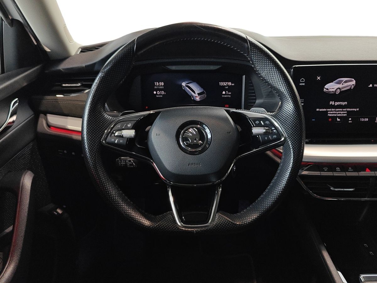 Billede af Skoda Octavia Combi 1,4 TSI  Plugin-hybrid First Edition iV DSG 204HK Stc 6g Aut.