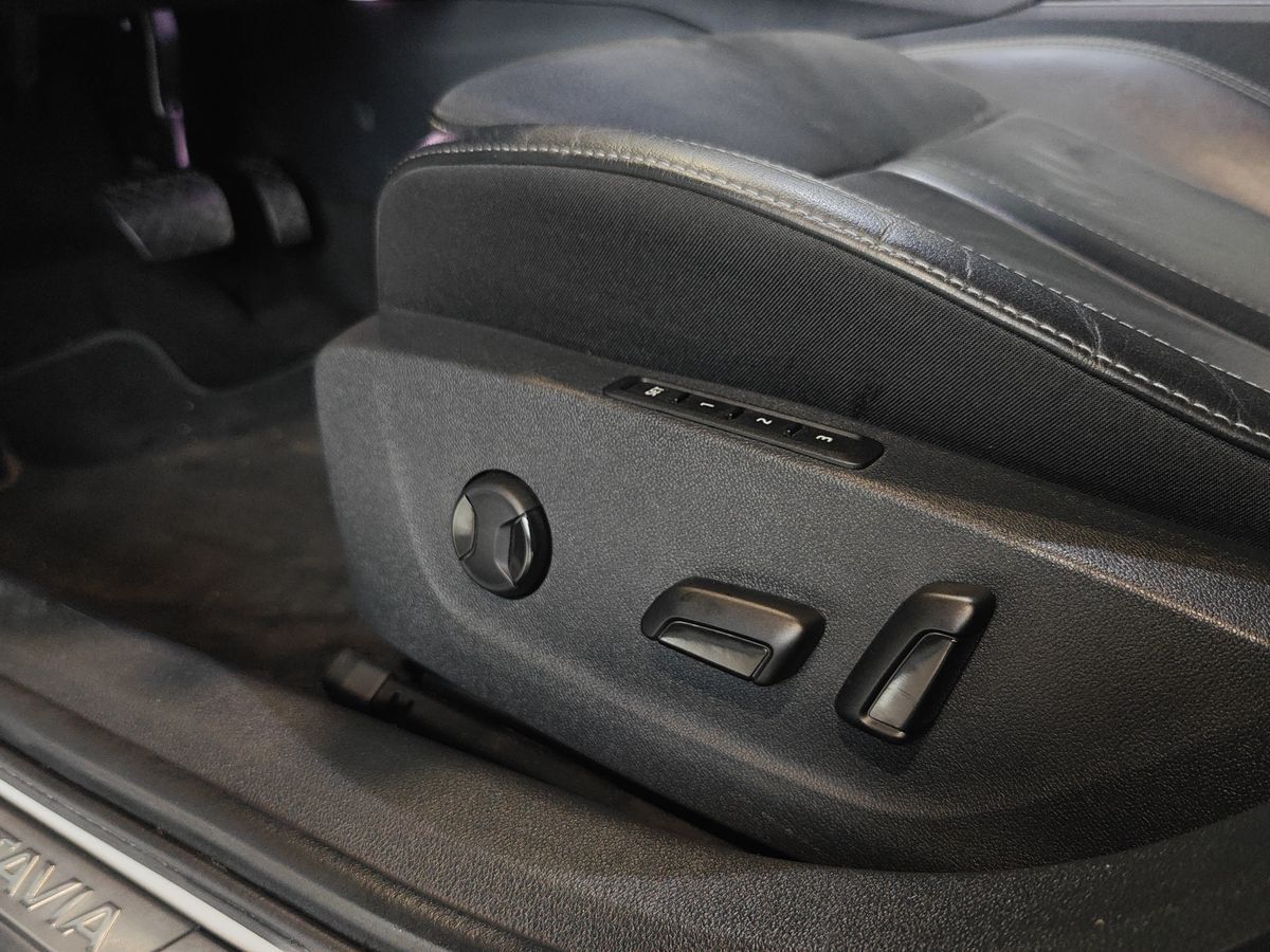 Billede af Skoda Octavia Combi 1,4 TSI  Plugin-hybrid First Edition iV DSG 204HK Stc 6g Aut.