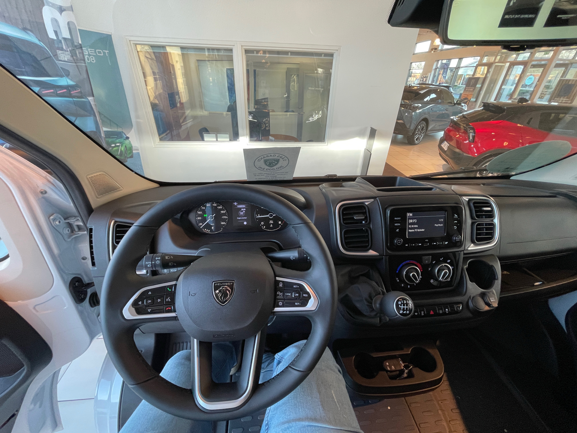 Billede af Peugeot Boxer 333 L2H2 2,2 BlueHDi Premium 140HK Van 6g