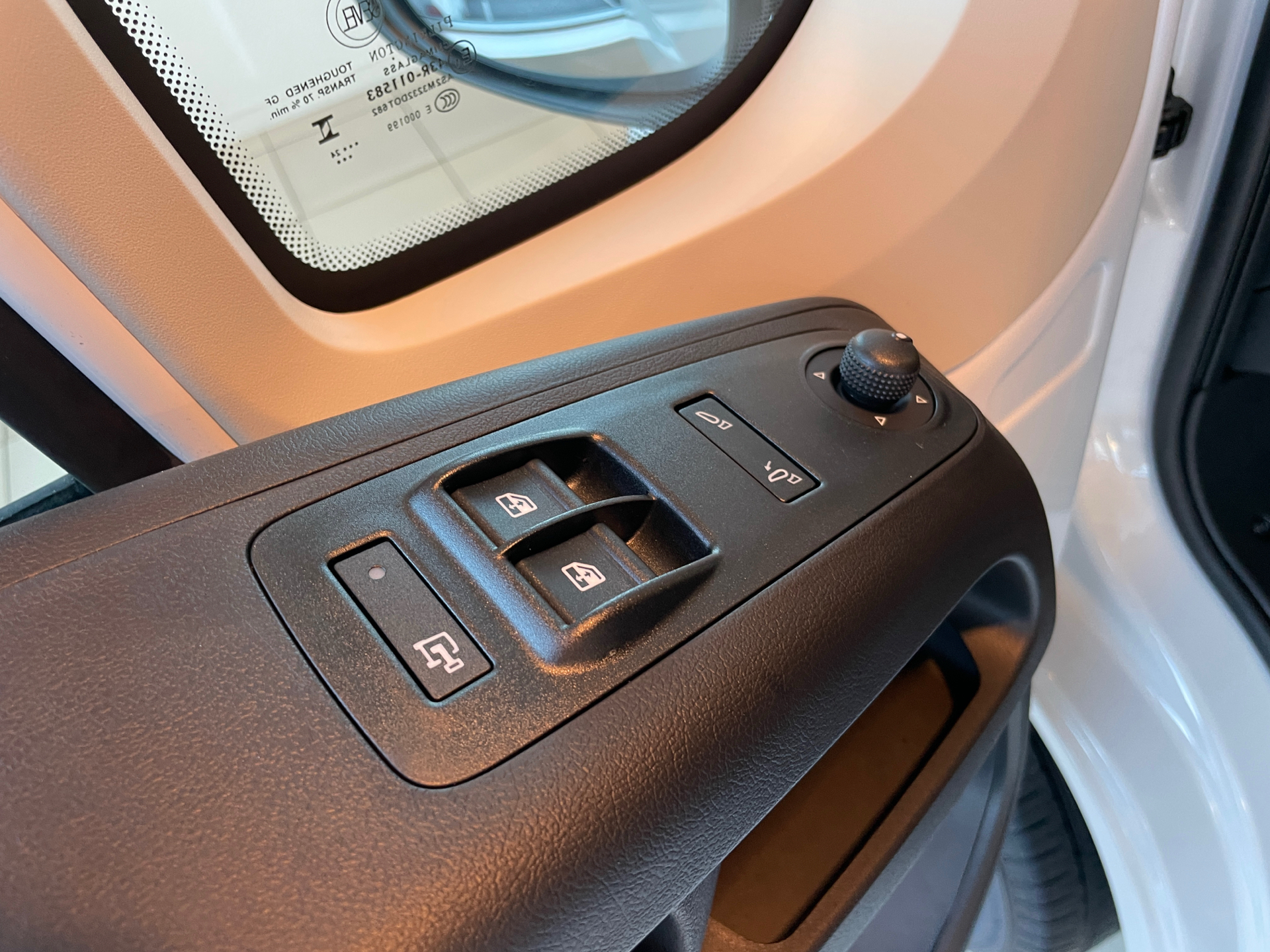 Billede af Peugeot Boxer 333 L2H2 2,2 BlueHDi Premium 140HK Van 6g