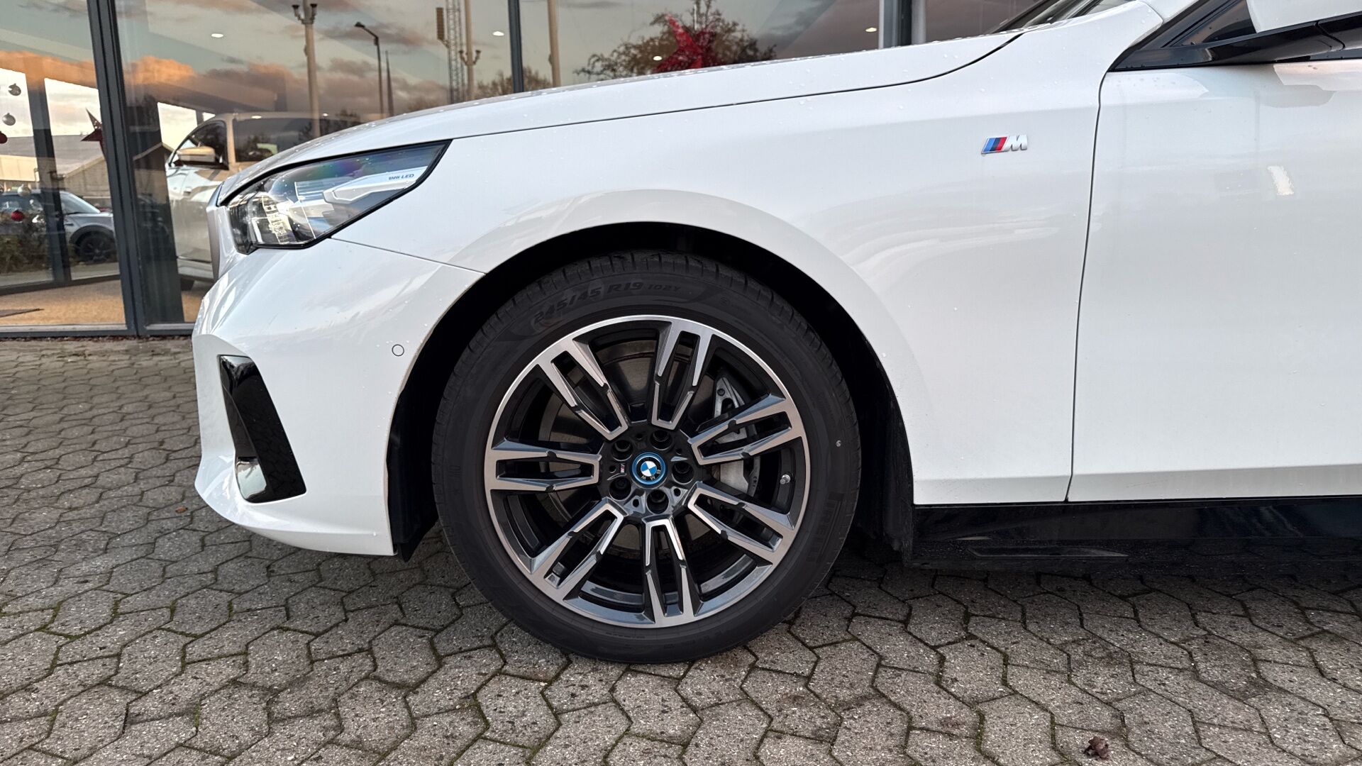 Billede af BMW i5 eDrive40 Touring M-Sport 340HK Stc Aut.