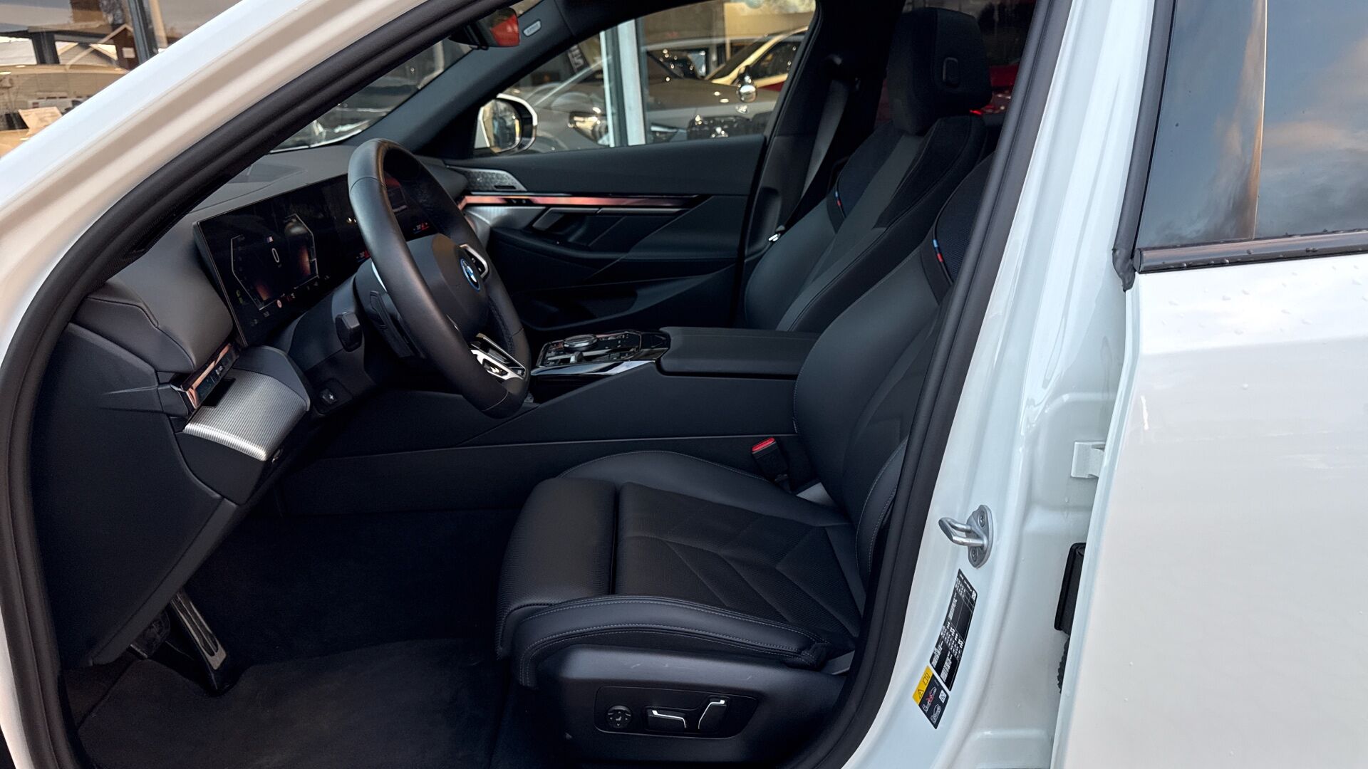 Billede af BMW i5 eDrive40 Touring M-Sport 340HK Stc Aut.